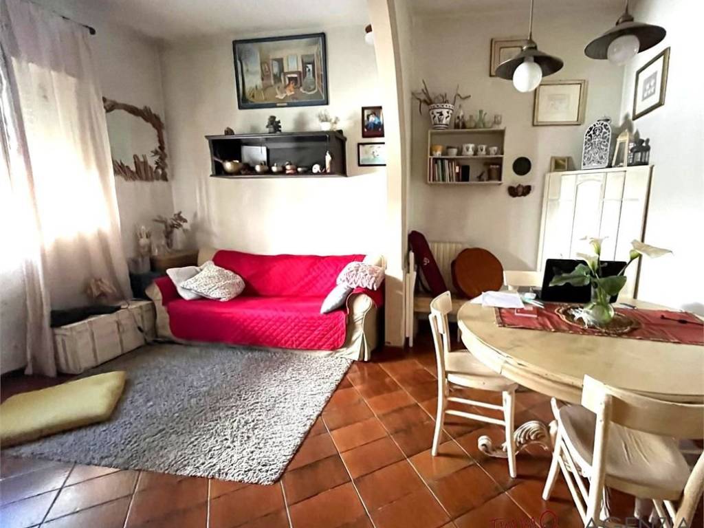 casa indipendente in vendita a Viareggio in zona Marco Polo