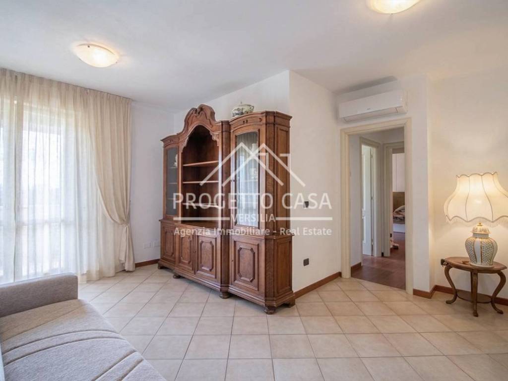 appartamento in vendita a Viareggio in zona Marco Polo