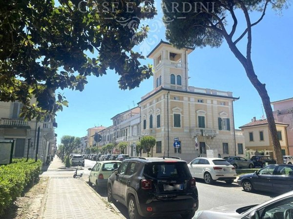 appartamento in vendita a Viareggio in zona Centro Storico