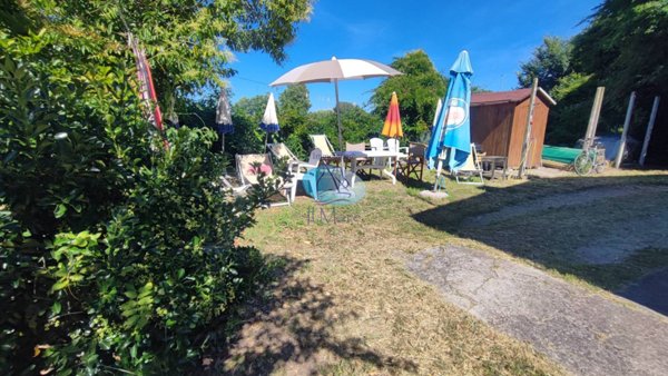 casa indipendente in vendita a Viareggio in zona Centro Storico