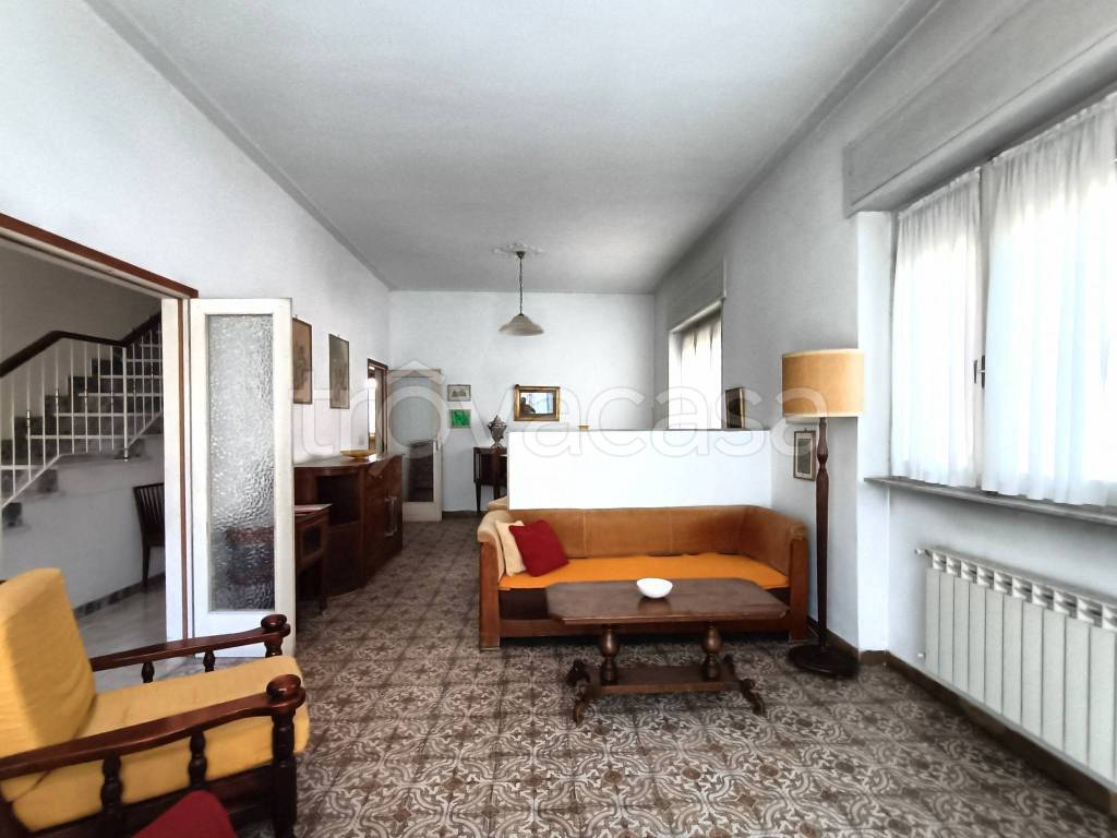 casa indipendente in vendita a Viareggio in zona Marco Polo