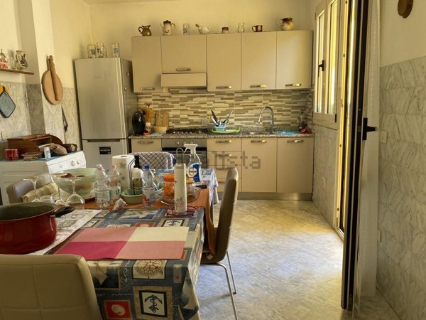 casa indipendente in vendita a Viareggio in zona Centro Storico