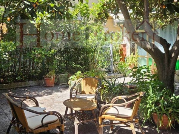 appartamento in vendita a Viareggio in zona Torre del Lago