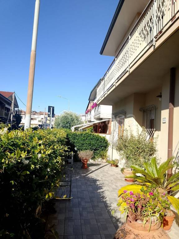 appartamento in vendita a Viareggio in zona Campo d'Aviazione