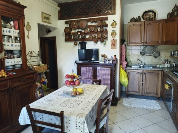 casa indipendente in vendita a Viareggio in zona Torre del Lago