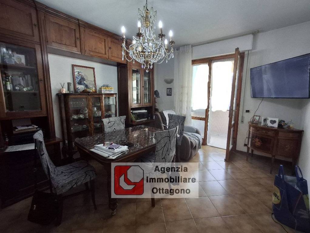 appartamento in vendita a Viareggio in zona Marco Polo