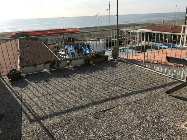 appartamento in vendita a Viareggio in zona Marco Polo