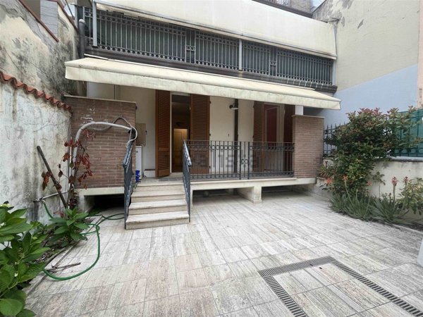 appartamento in vendita a Viareggio in zona Marco Polo