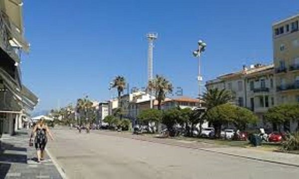 appartamento in vendita a Viareggio in zona Centro Storico