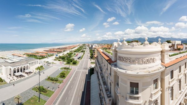 appartamento in vendita a Viareggio in zona Fossa dell'Abate