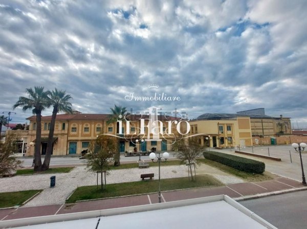 appartamento in vendita a Viareggio in zona Marco Polo