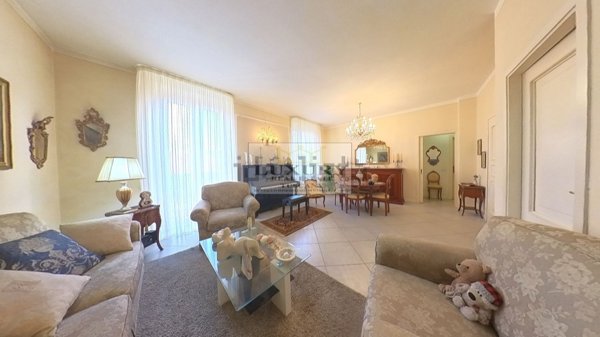 appartamento in vendita a Viareggio in zona Marco Polo
