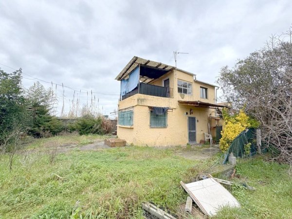 casa indipendente in vendita a Viareggio in zona Torre del Lago