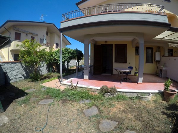 casa indipendente in vendita a Viareggio in zona Torre del Lago