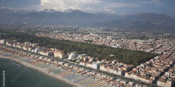 casa indipendente in vendita a Viareggio in zona Don Bosco