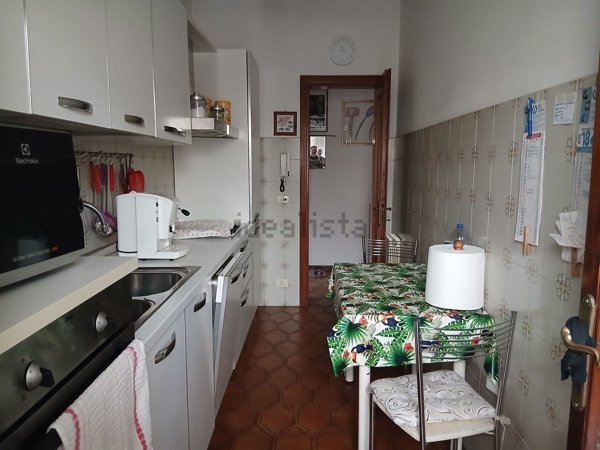 appartamento in vendita a Viareggio in zona Migliarina