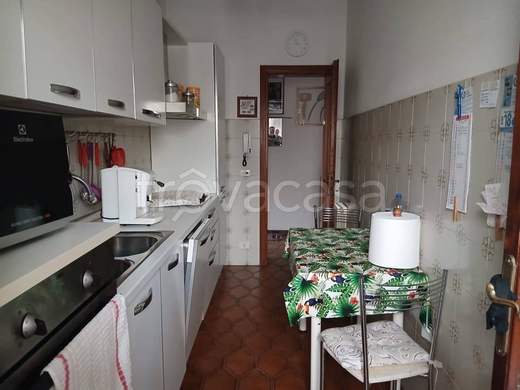 appartamento in vendita a Viareggio in zona Migliarina