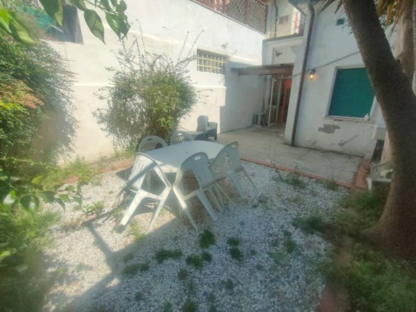 appartamento in vendita a Viareggio in zona Centro Storico
