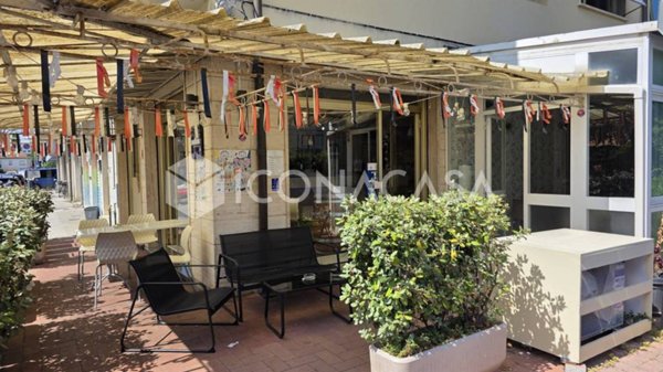 negozio in vendita a Viareggio