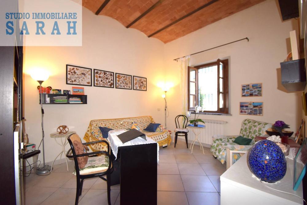 casa indipendente in vendita a Viareggio in zona Centro Storico