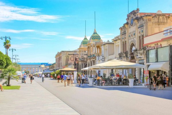 appartamento in vendita a Viareggio