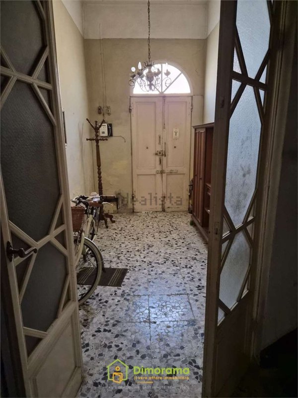 casa indipendente in vendita a Viareggio in zona Torre del Lago