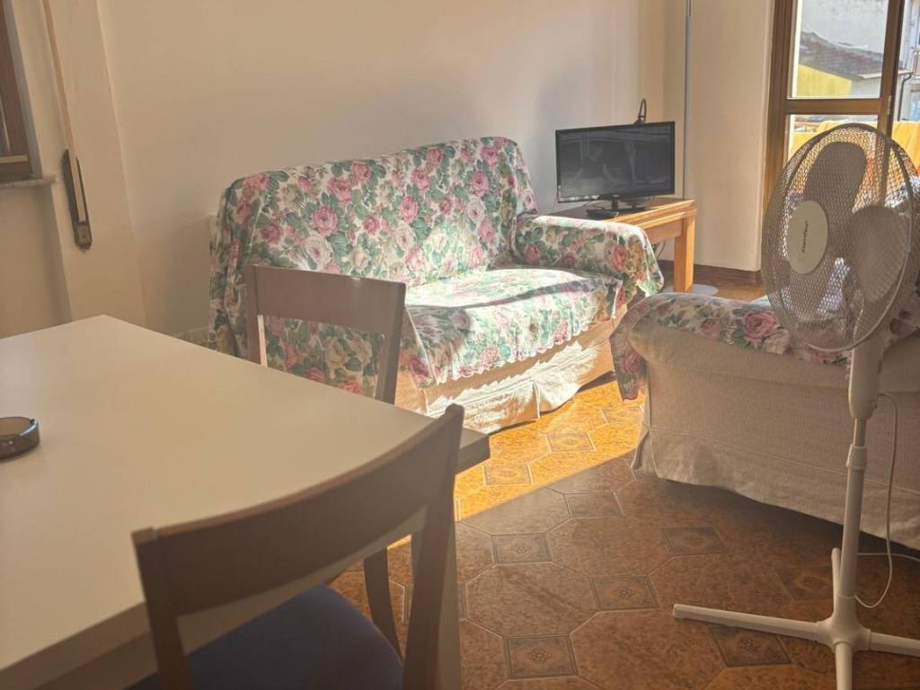 casa indipendente in vendita a Viareggio