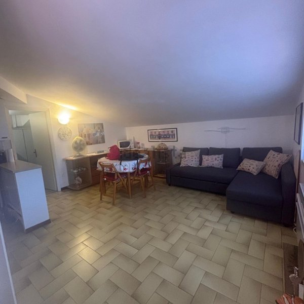 appartamento in vendita a Viareggio in zona Lago Mare