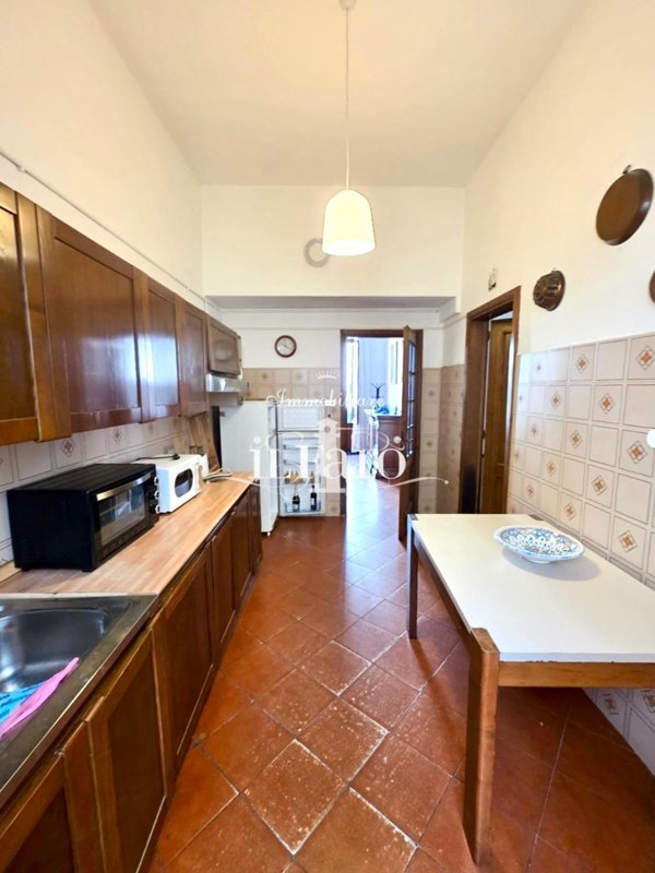 casa indipendente in vendita a Viareggio in zona Centro Storico