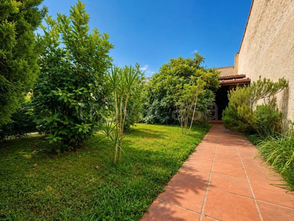 casa indipendente in vendita a Viareggio in zona Centro Storico