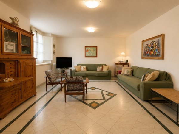 appartamento in vendita a Viareggio