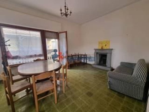 casa indipendente in vendita a Viareggio in zona Migliarina