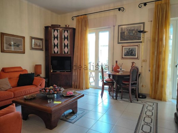 appartamento in vendita a Viareggio in zona Centro Storico