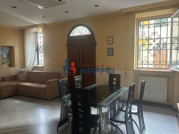 casa indipendente in vendita a Viareggio in zona Centro Storico