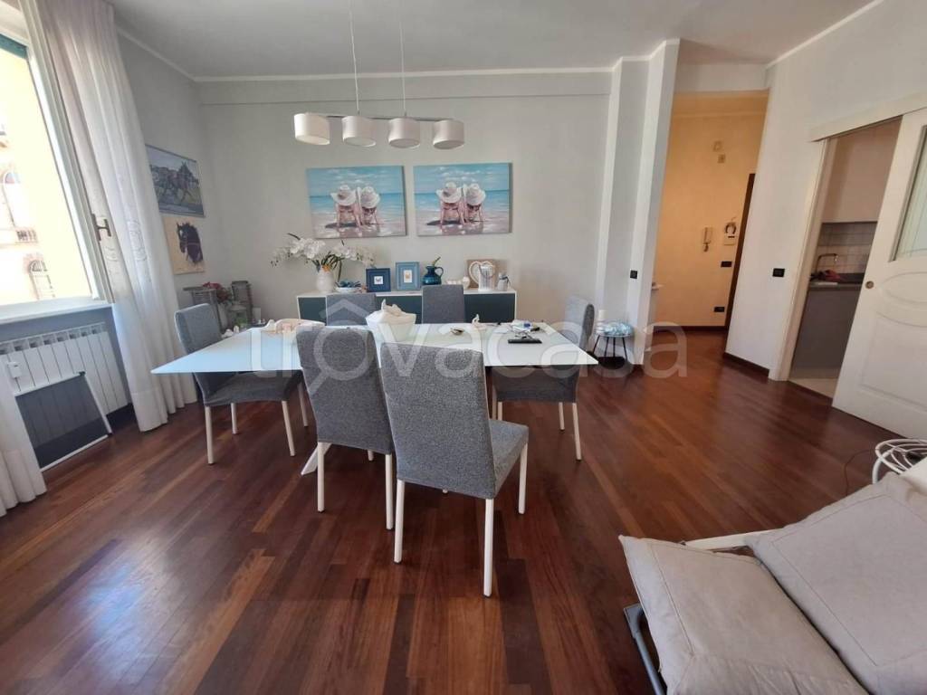 appartamento in vendita a Viareggio in zona Centro Storico