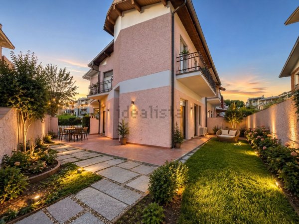 casa indipendente in vendita a Viareggio in zona Campo d'Aviazione