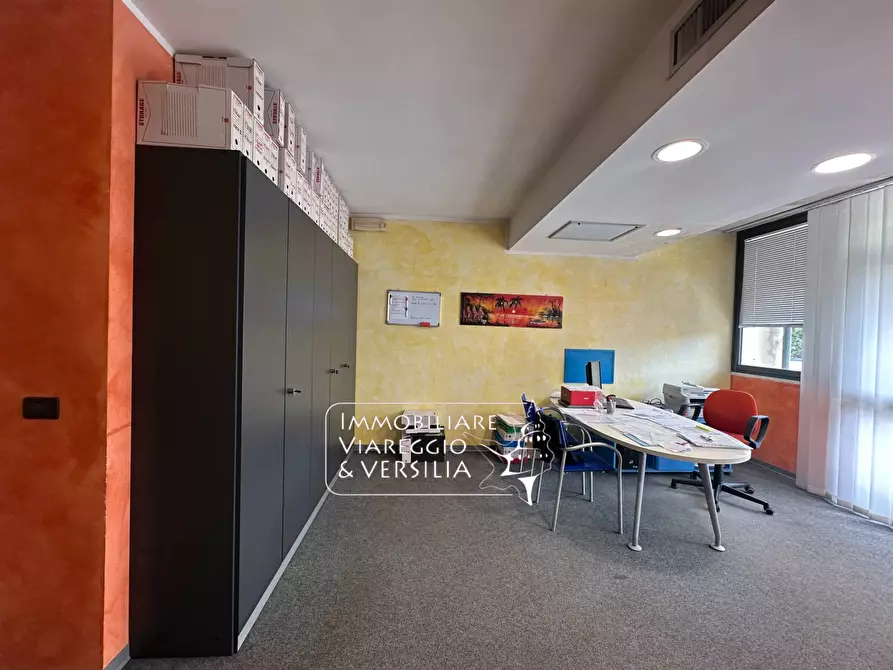 ufficio in vendita a Viareggio