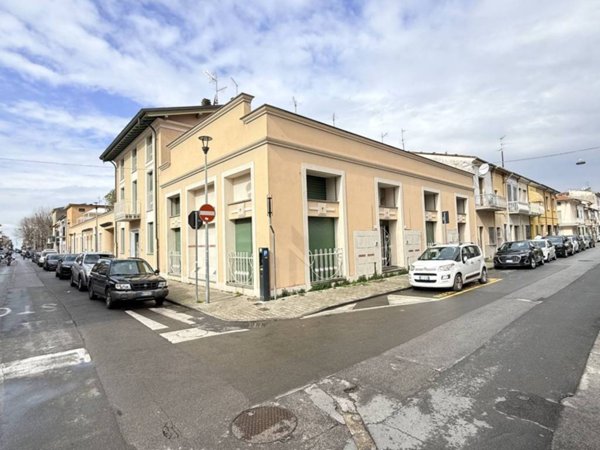appartamento in vendita a Viareggio in zona Centro Storico