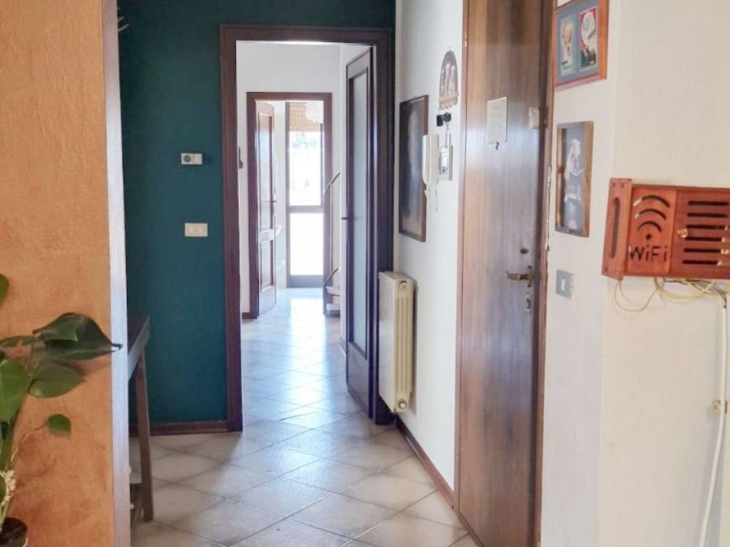 appartamento in vendita a Viareggio in zona Marco Polo