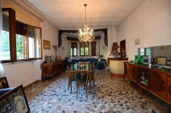 casa indipendente in vendita a Viareggio in zona Campo d'Aviazione