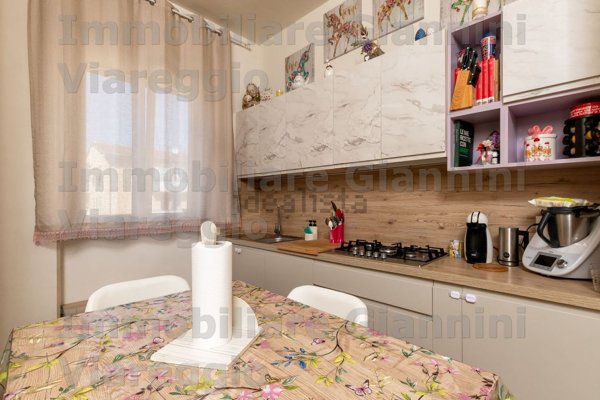 appartamento in vendita a Viareggio in zona Centro Storico