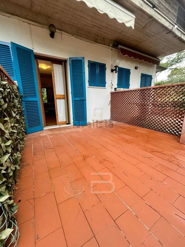 appartamento in vendita a Viareggio in zona Lago Mare