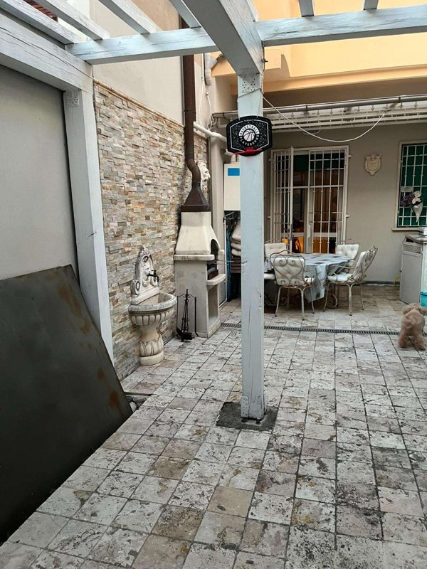 appartamento in vendita a Viareggio in zona Marco Polo