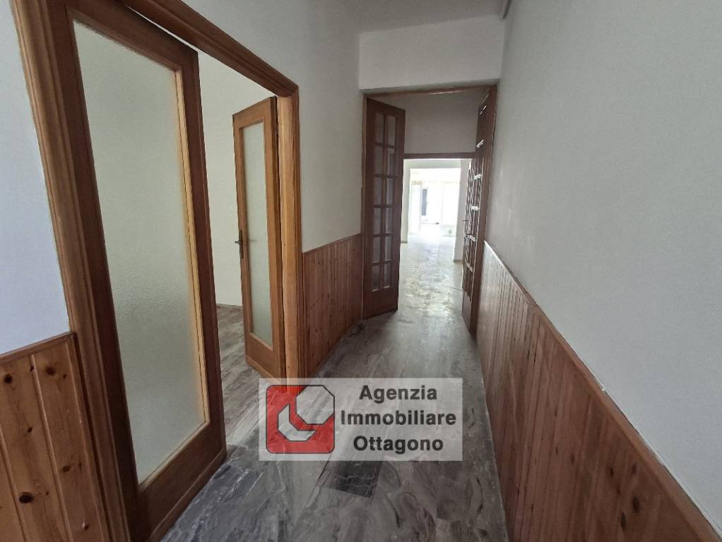 casa indipendente in vendita a Viareggio in zona Marco Polo