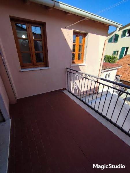 casa indipendente in vendita a Viareggio in zona Marco Polo