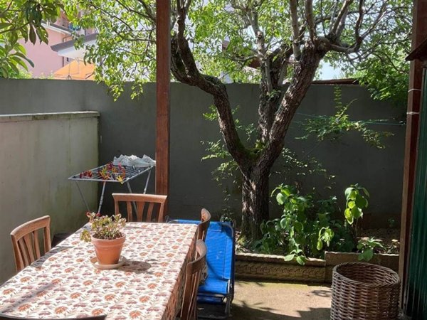 appartamento in vendita a Viareggio in zona Torre del Lago