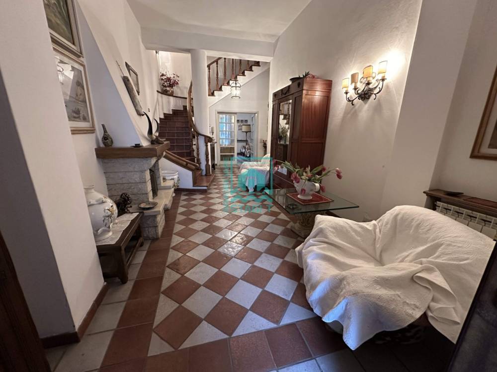 casa indipendente in vendita a Viareggio in zona Marco Polo