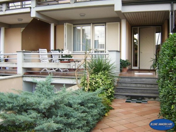 casa indipendente in vendita a Viareggio in zona Marco Polo