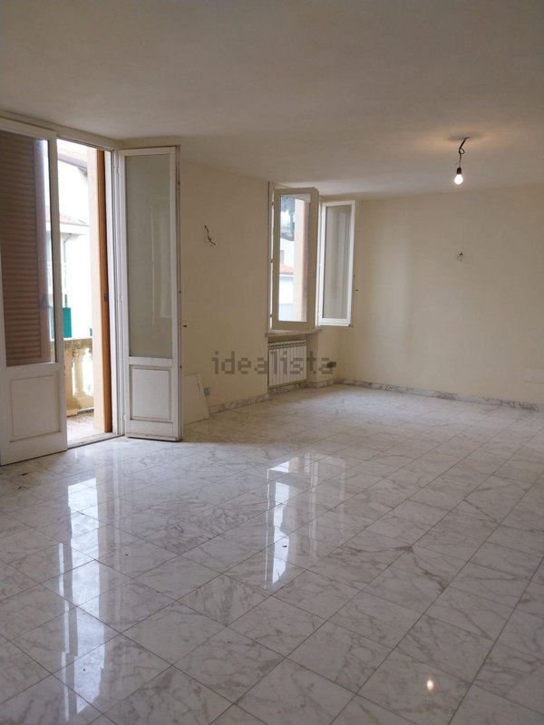 appartamento in vendita a Viareggio in zona Marco Polo