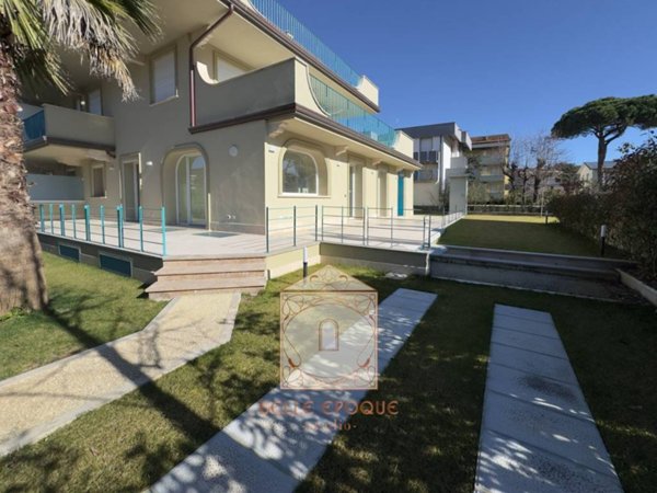 appartamento in vendita a Viareggio